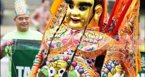 Fiesta Asia 2013 – A smile masked